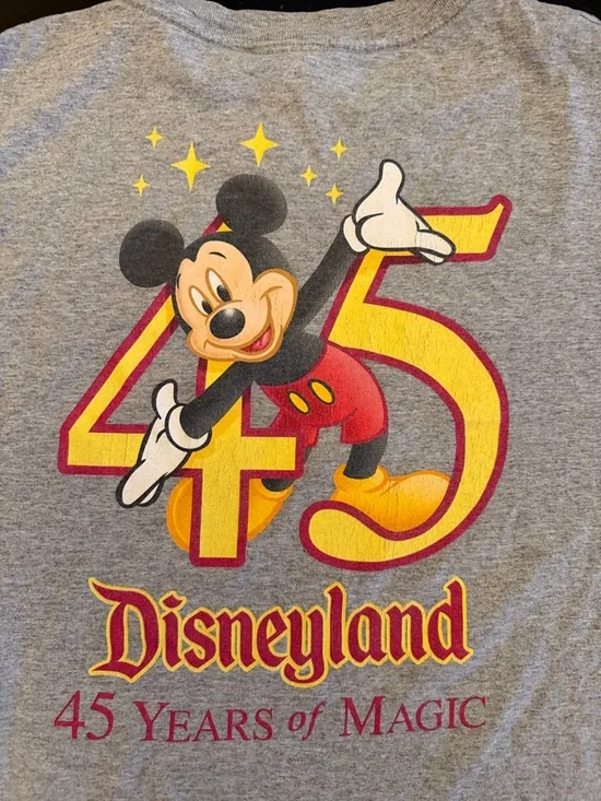 Disney Gray Mickey Mouse 45 Years of Magic Short Sleeve Tee XL - Picture 2 of 8